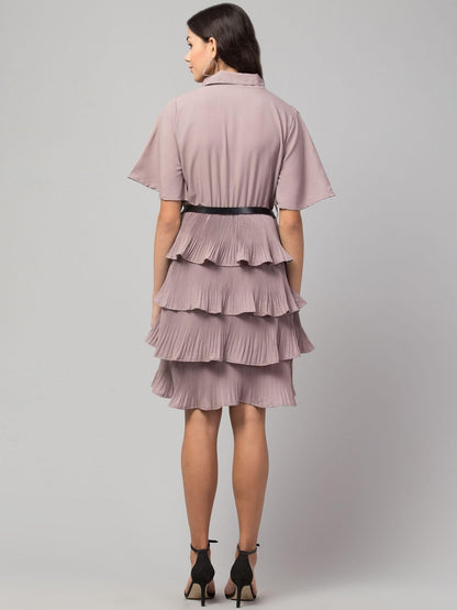 ओसिएनिस्टा महिलाओं की क्रेप सॉलिड शर्ट कॉलर फ्लेयर्ड पर्पल शॉर्ट ड्रेस