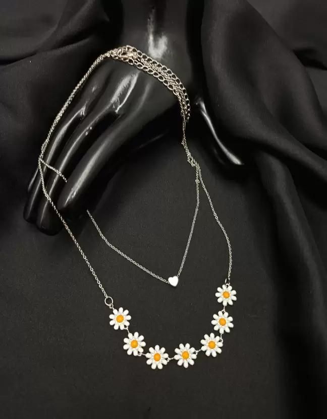 Wunderschöne zweireihige goldene Gänseblümchen-Herz-Halskette für Frauen und Mädchen