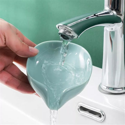 Leaf Shape Self Draining Soap Dish Holder